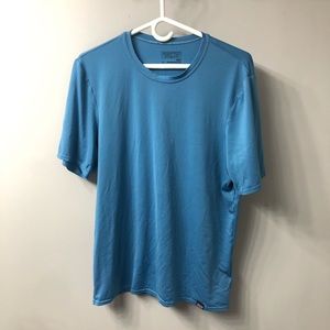 Patagonia medium tee